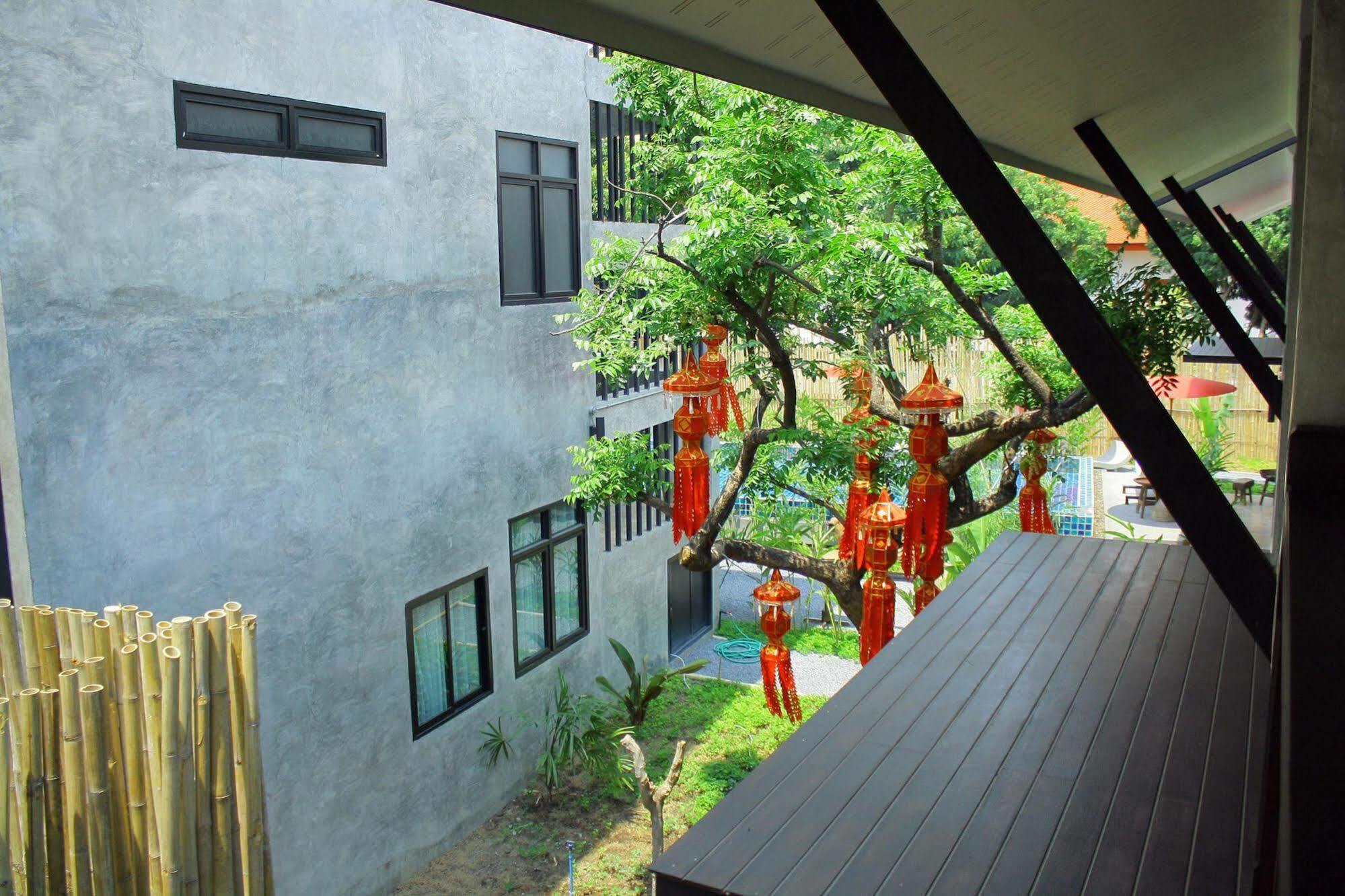 Nawa Sheeva Hotel Chiang Mai Exterior photo